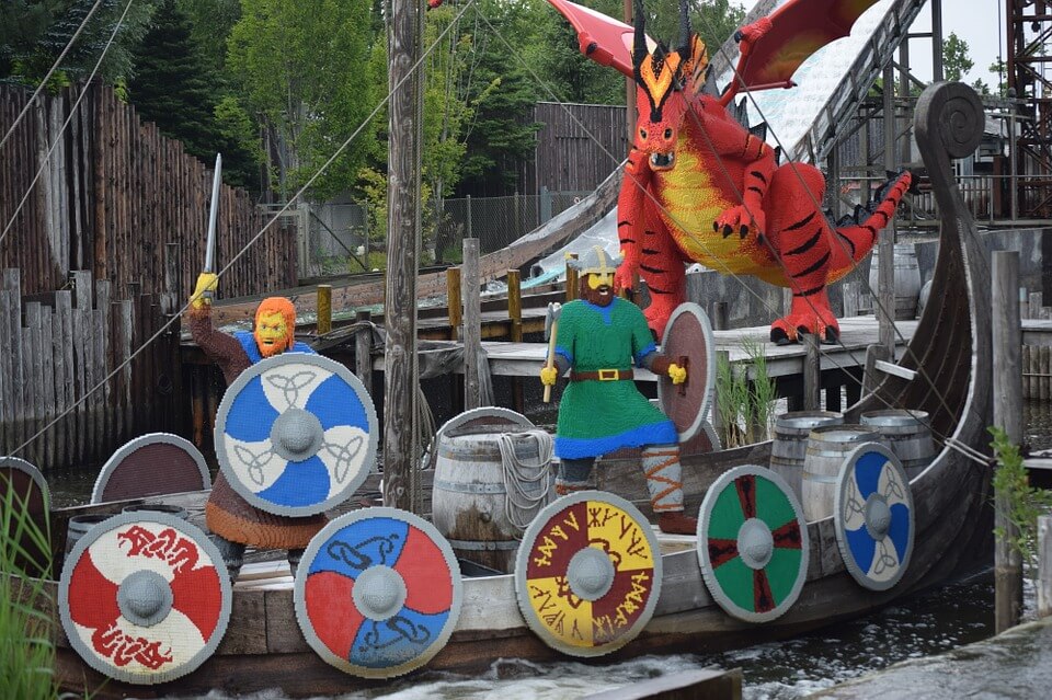 lugares para viajar com crianças - Legoland – Dinamarca, diversão para todas as idades