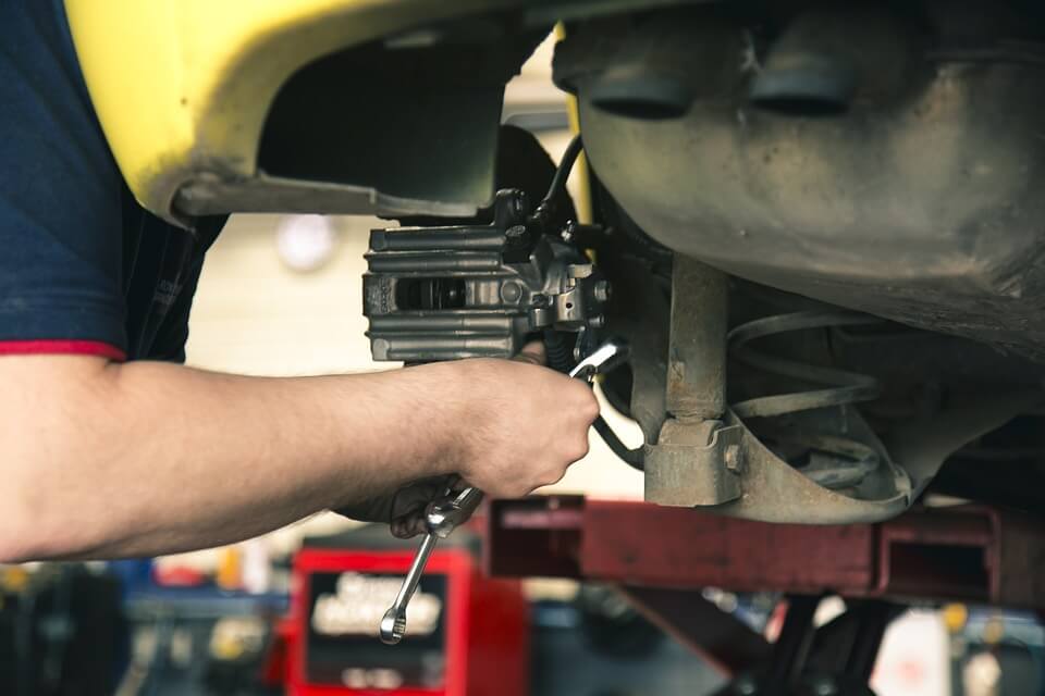 Os benefícios em levar o carro para consertar em uma oficina referenciada