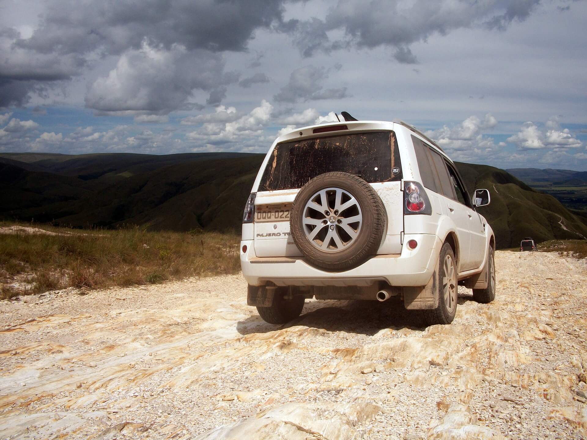 Pajero tr4 - carros para viajar