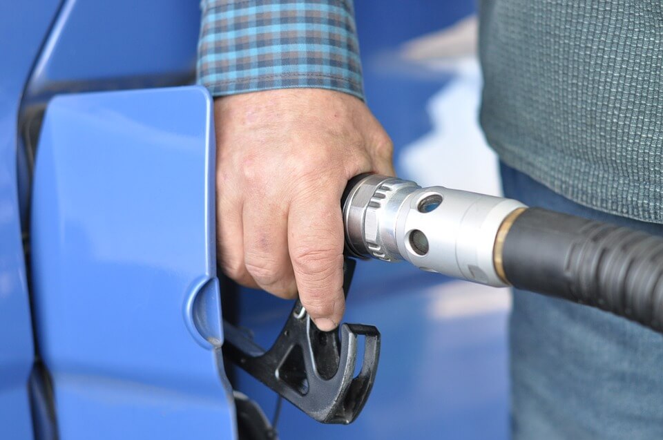 Preço médio da gasolina pode chegar até a R$7,16 amanhã