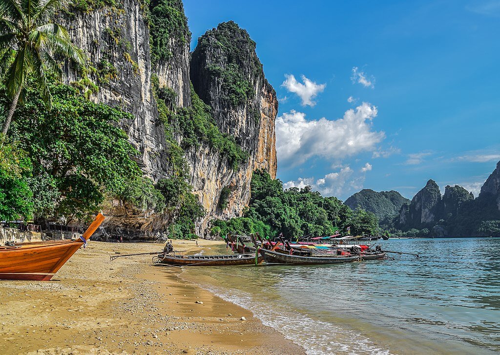 Uma viagem às Ilhas Phi Phi: o paraíso da Tailândia