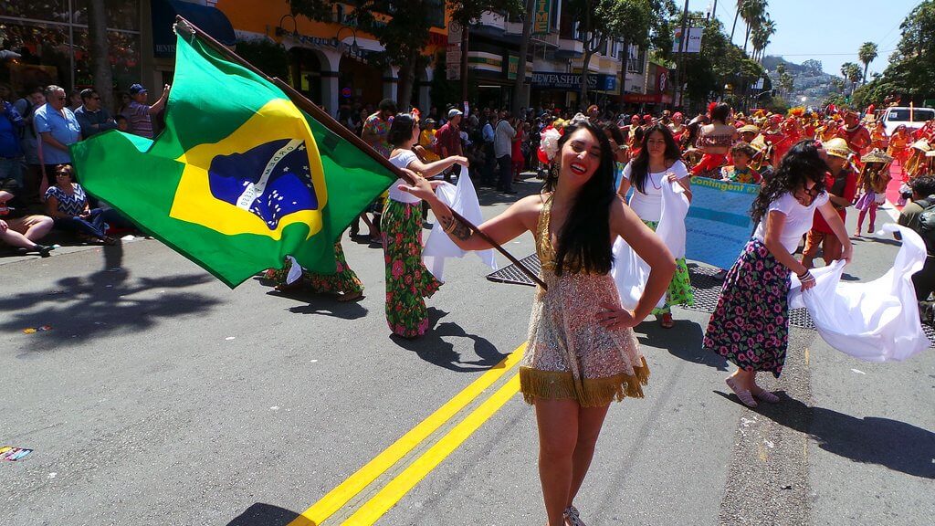 festa populares brasileiras - Carnaval: o destaque das festas populares brasileiras