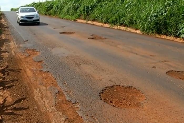 piores rodovias - Estrada entre Jataí e Piranhas – Goiás