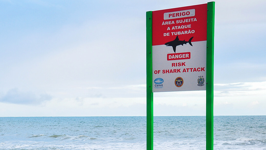 placa aviso tubarao praia de boa viagem original4 Carnaval de Boa Viagem: as melhores ideias de passeio