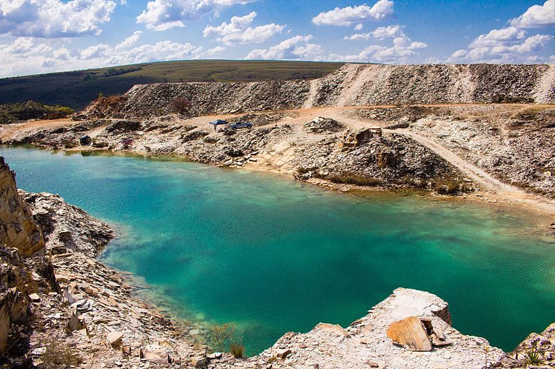 Pedreira Lagoa Azul Viagem a Capitólio: o paraíso escondido em Minas