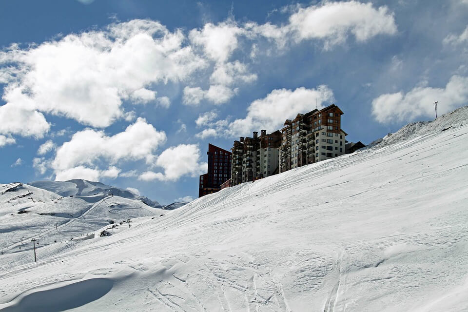 Não esqueça  de conhecer Valle Nevado na viagem para o Chile