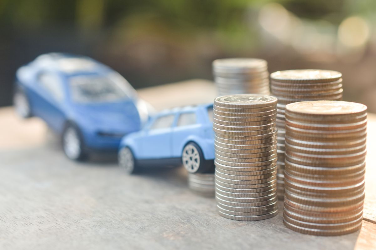 Seguro auto anual ou plurianual: diferenças e quanto custa