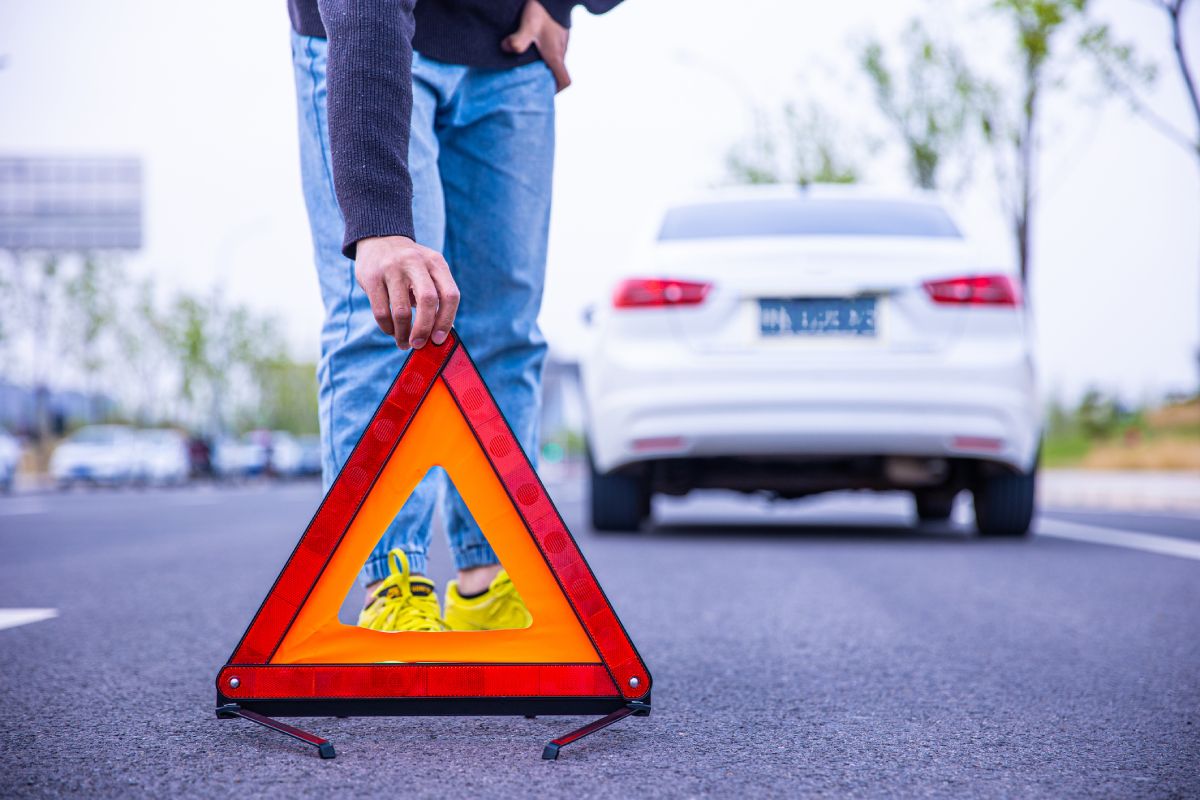 Carro com problema mecânico