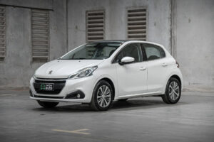 peugeot-208