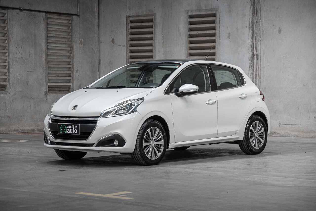 Valor do seguro do Peugeot 208 em 2024: preço médio por perfil