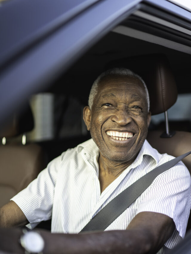 Motoristas idosos: qual é o limite de idade para dirigir?